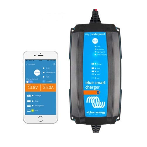 "Chargeur Intelligent Bleu 12V 5A 230V avec Prise CEE 7/16 - Compatible IP65s - Idéal pour Appareils Électroniques"